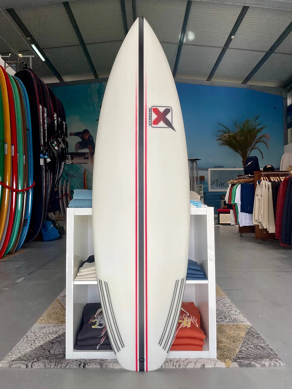 Tabla Surf Xtreme 5’9 (BLACK TECH EPS)